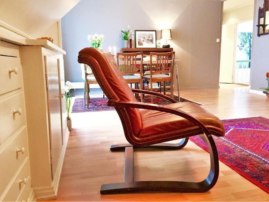 Central 2Br With Balconies And Art In Historical University Area Bergen Extérieur photo